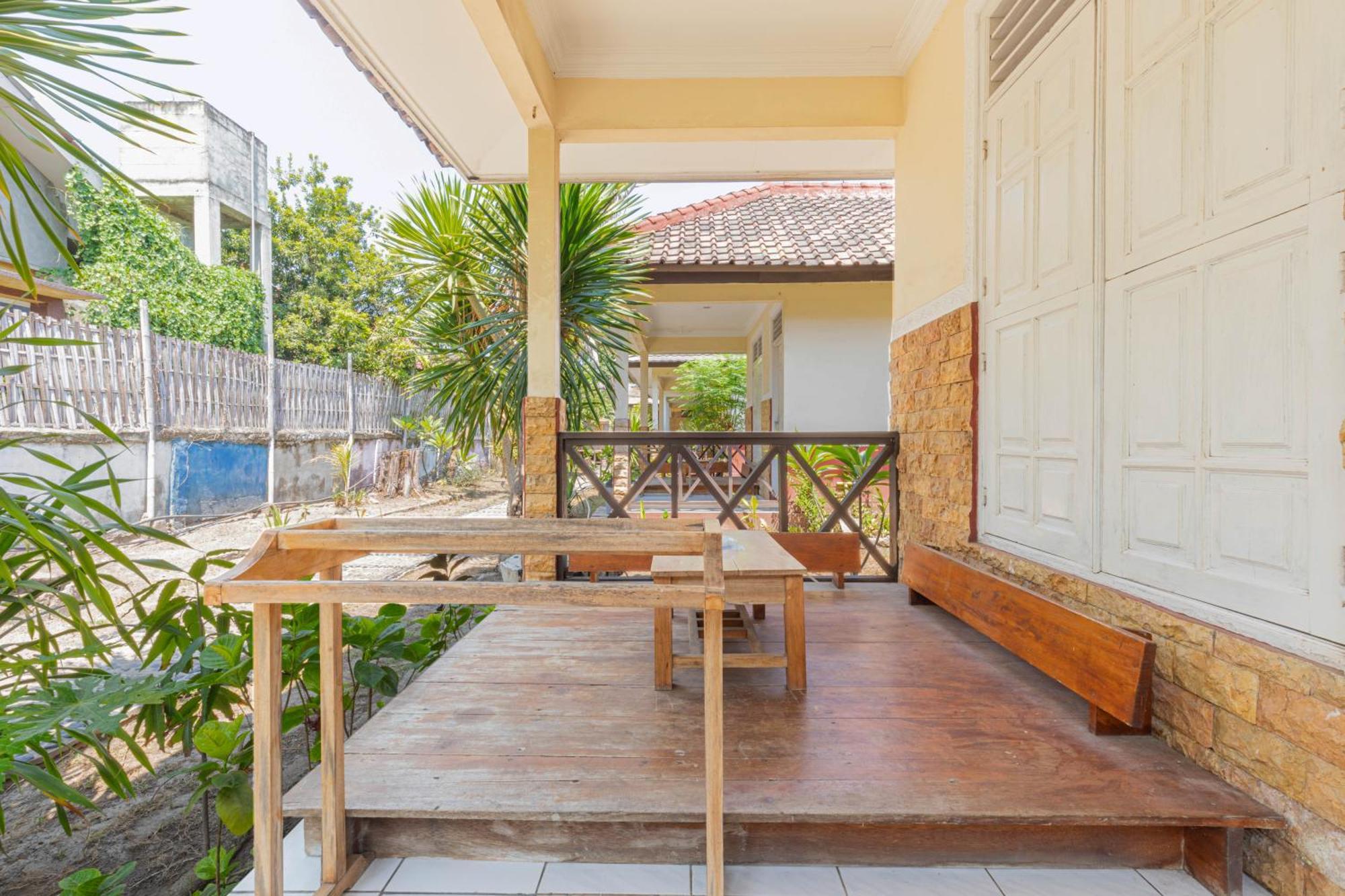 Homestay Lucu 2 กีลีตราวางัน ภายนอก รูปภาพ