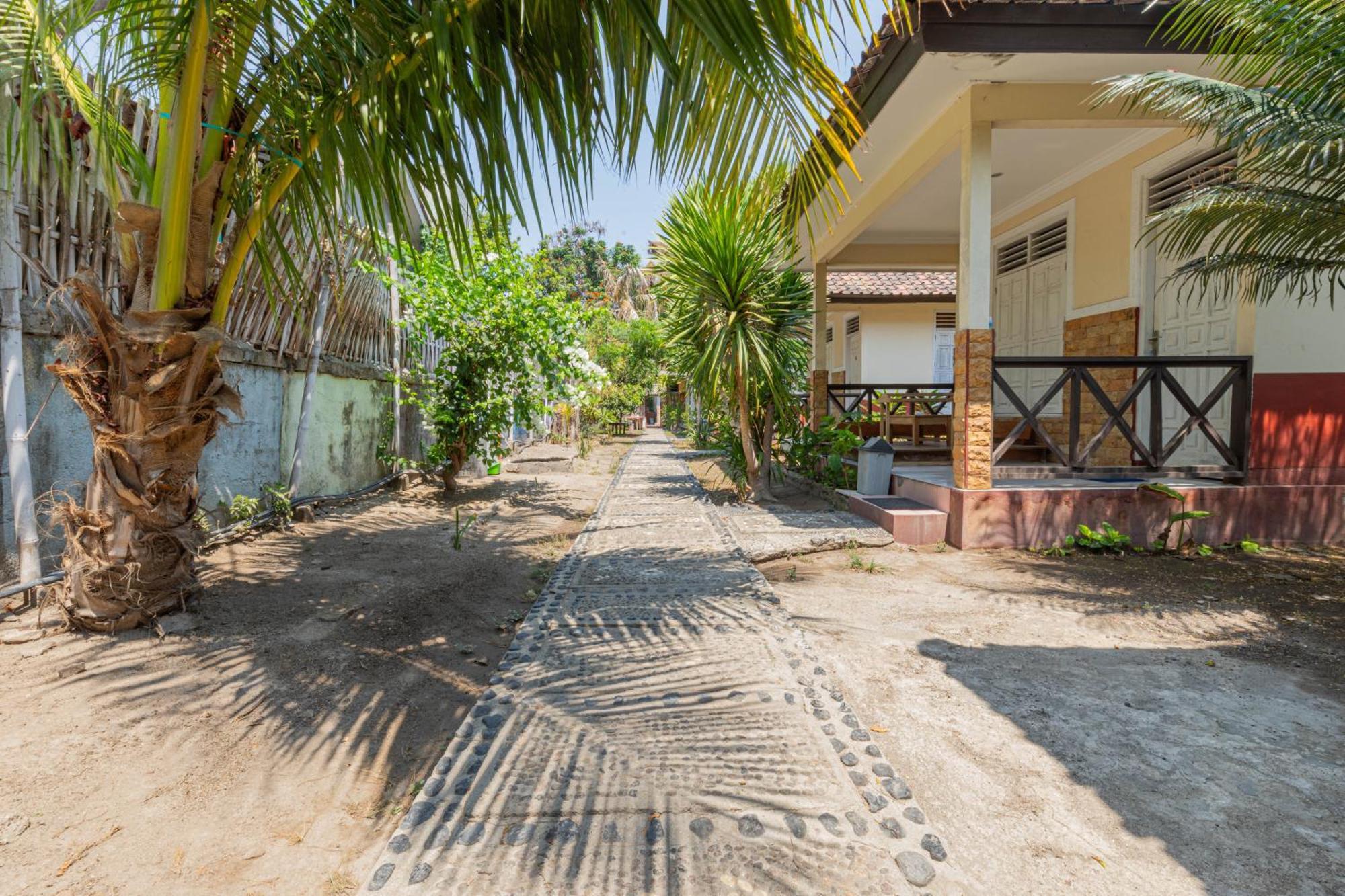 Homestay Lucu 2 กีลีตราวางัน ภายนอก รูปภาพ