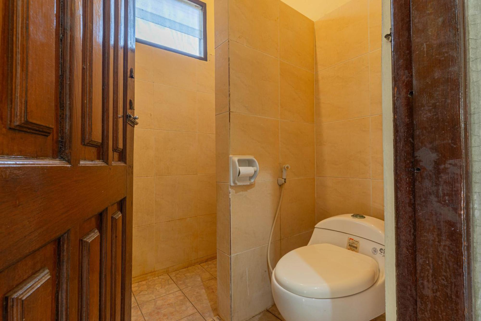 Homestay Lucu 2 กีลีตราวางัน ภายนอก รูปภาพ